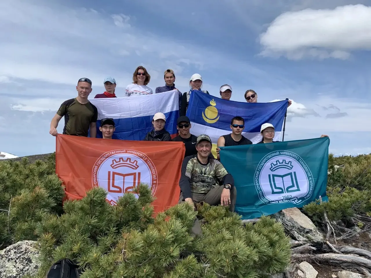 🏔 ВСГУТУ на вершине: праздник на байкальской высоте