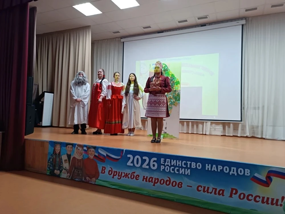 🎭 Свет! Камера! Театр! В Заиграевском районе прошла «Театральная шкатулка»  3 апреля в Талецкой школ