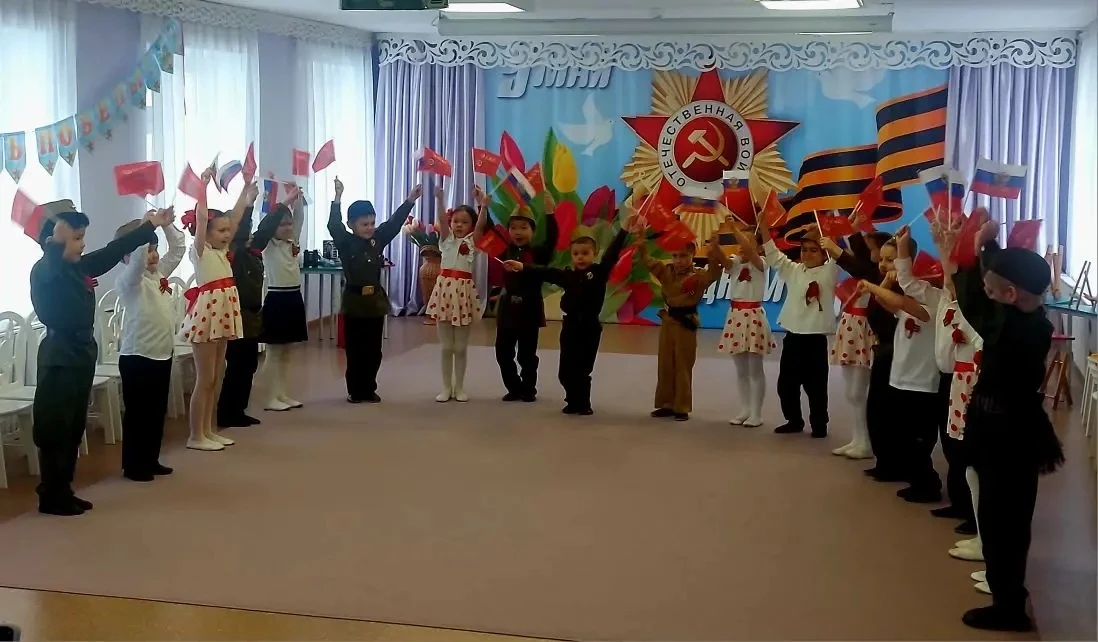⭐️ Дети о подвиге Великой Победы  На дошкольной площадке № 6 прошло трогательное патриотическое меро
