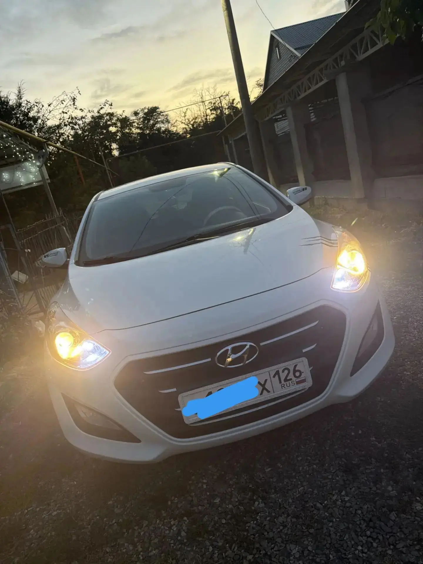 Продам Hyundai i30 2015 года. Пробег 109т, я второй хозяин. 1 450 000 торг.