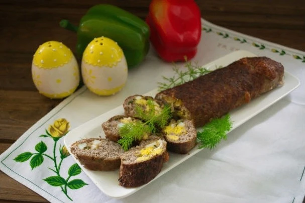 Сырно-мясной рулет