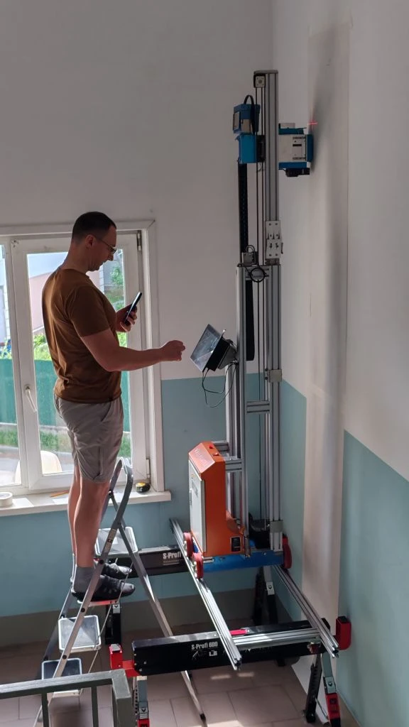 🖨 Немного закулисья нашей работы.

Большинство настенных принтеров позволяют печатать изображения в