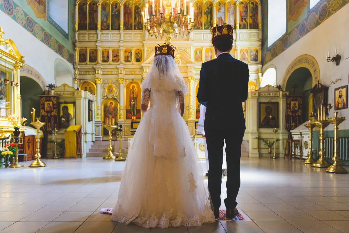 Затерянный мир  Между светом и тьмой  Глава 17  Марк улыбался, глядя на еще спящую жену. Ей приходил