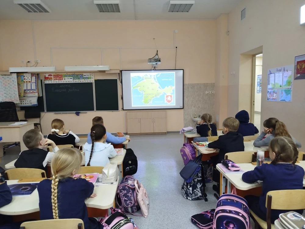 🇷🇺ОДНА СТРАНА – ОДНА ИСТОРИЯ❗  📌18-е марта – знаковая дата в истории нашей страны. В этот день мы от
