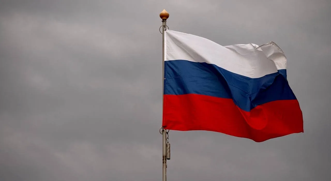 Доброе утро, школа!   🇷🇺 Учебная неделя традиционно началась с торжественной церемонии поднятия Госу