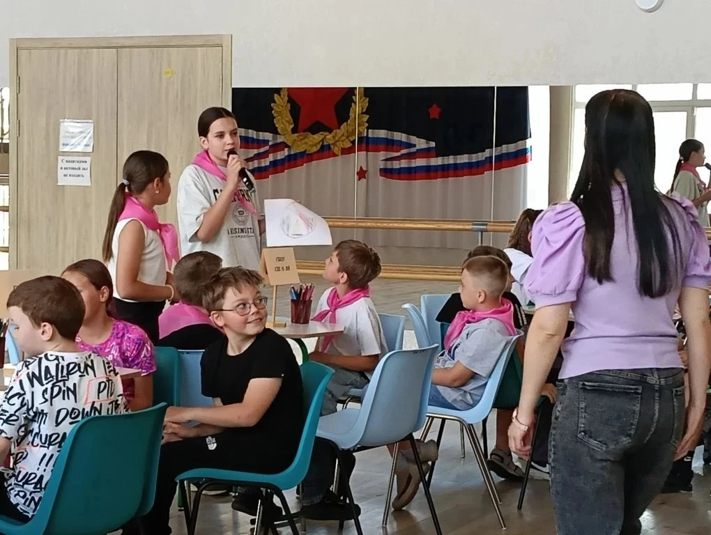 В пришкольном лагере «Алые паруса» ГБОУ «СШ №38» прошел необычный день. Он был окрашен в зеленый цве