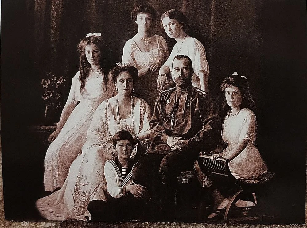 СВЯТИТЕЛЬ ЛУКА И ЦАРСКАЯ СЕМЬЯ.