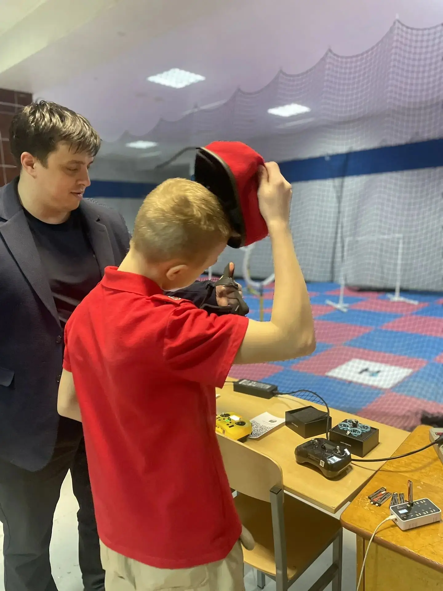 🤩Подведены итоги Юнармейских гонок дронов!   Завершились захватывающие соревнования по управлению др