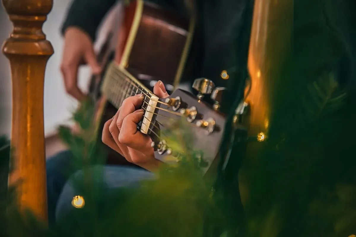 🎸 Песни Высоцкого исполнят в Армавире в эти выходные. 

25 июля в Городском парке Армавира пройдет 