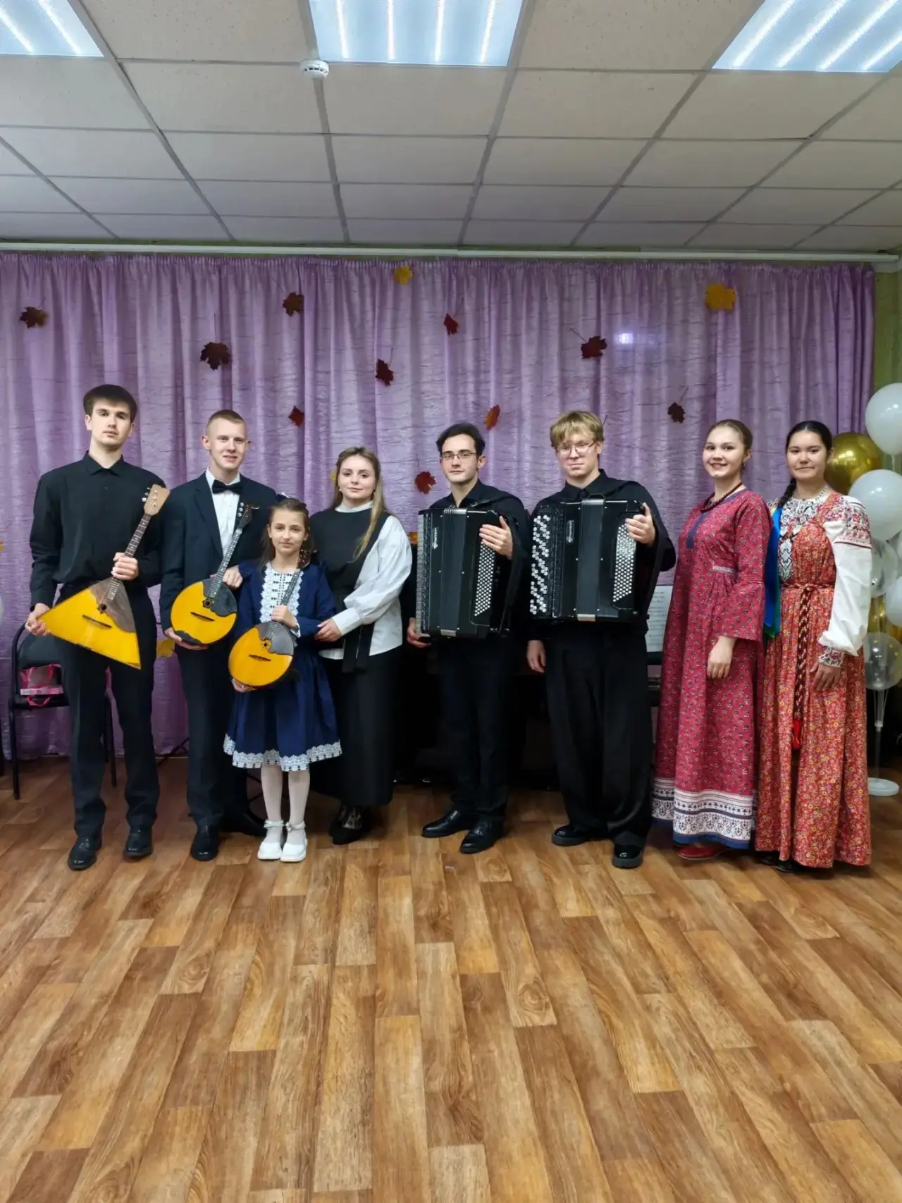 Сегодня наши студенты и преподаватели приехали с концертом в Гремячевскую школу искусст...