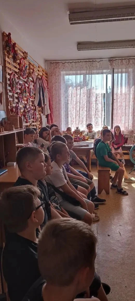 🌟Сегодня в музее школы №37 для ребят третьего отряда школьного лагеря проведена  темат...