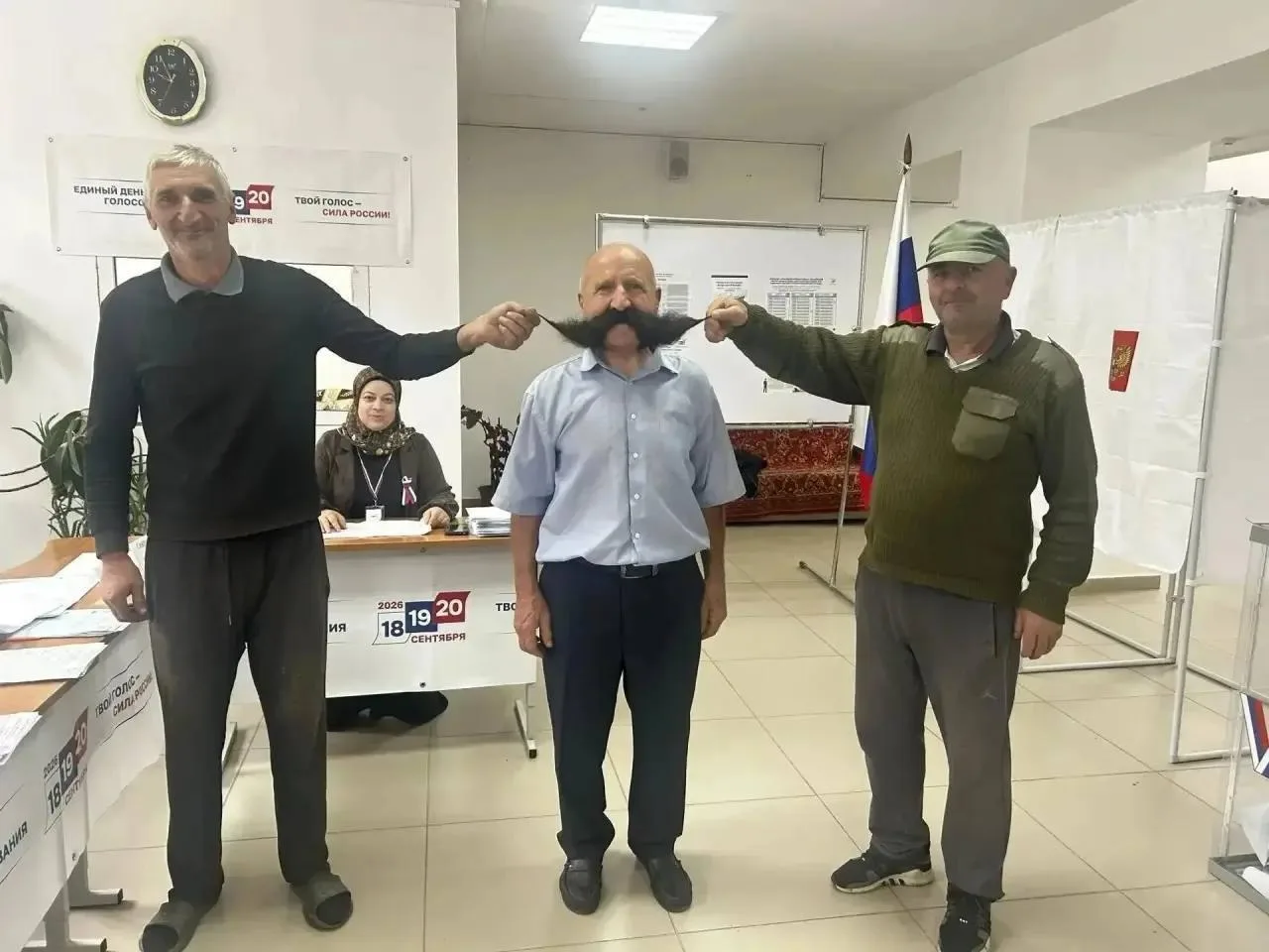 Обладатель самых длинных усов в Дагестане Борис Халилов из села Кака Ахтынского района ...