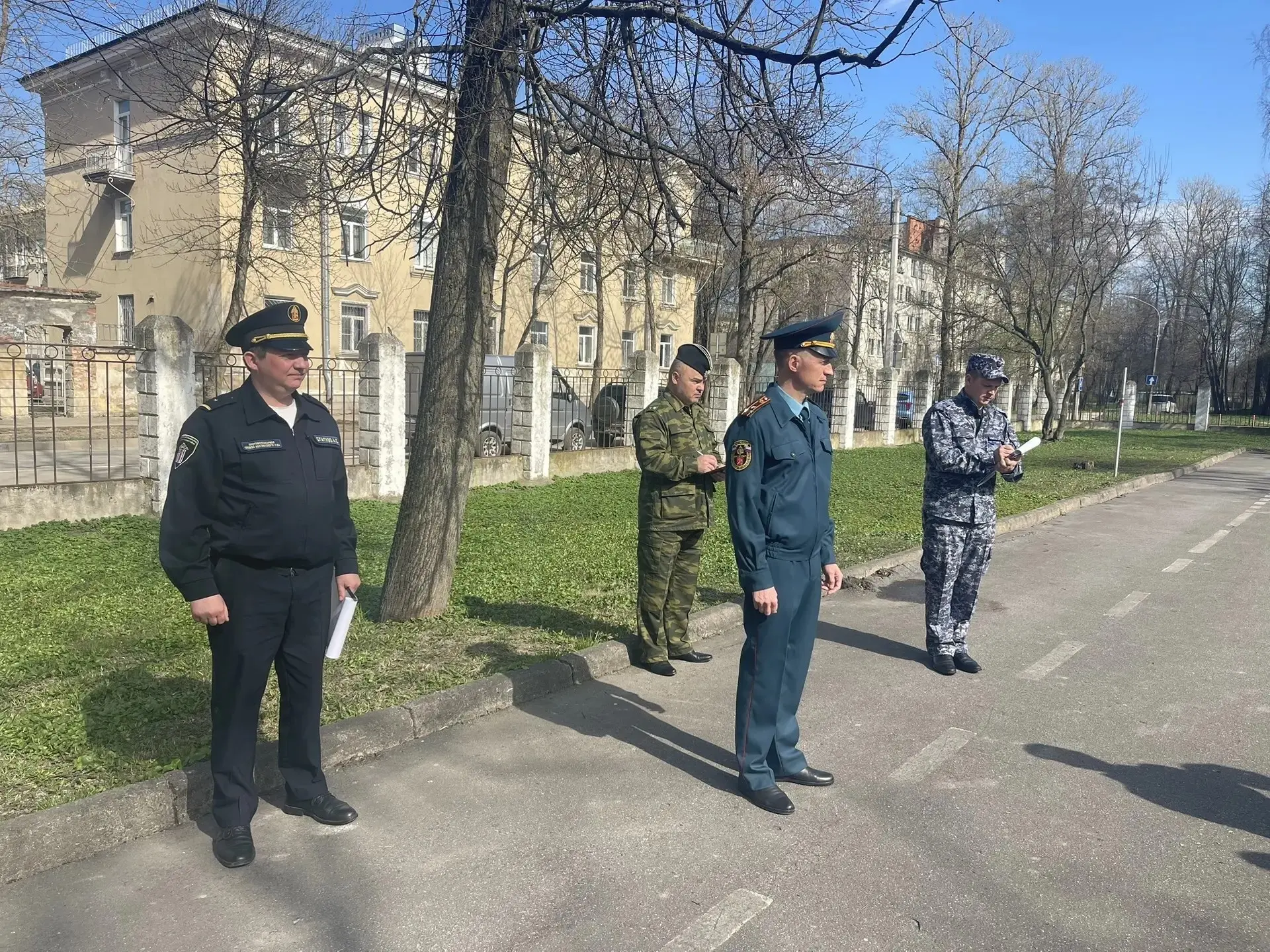 🗓 16 апреля во Дворце творчества состоялись промежуточные соревнования по строевой подготовке, в рам