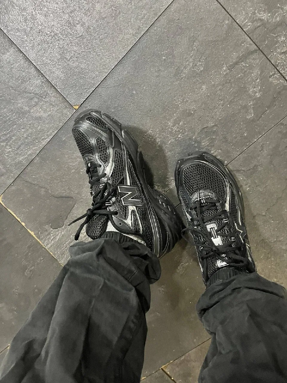 New Balance 1906R