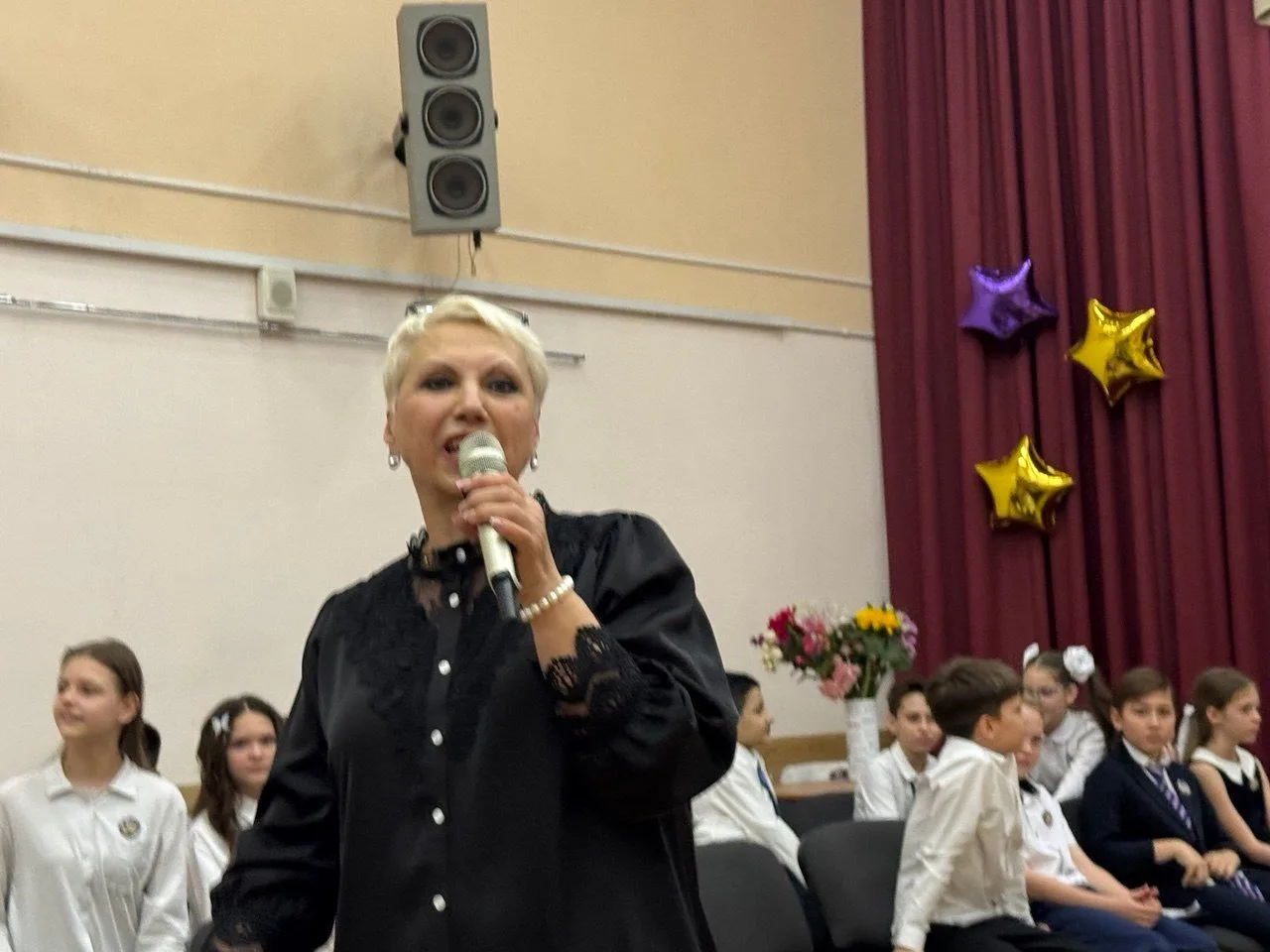 Выпускной в 4-х классах  🎓 В школе прошли выпускные для ребят, которые завершили обучение в 4-х клас