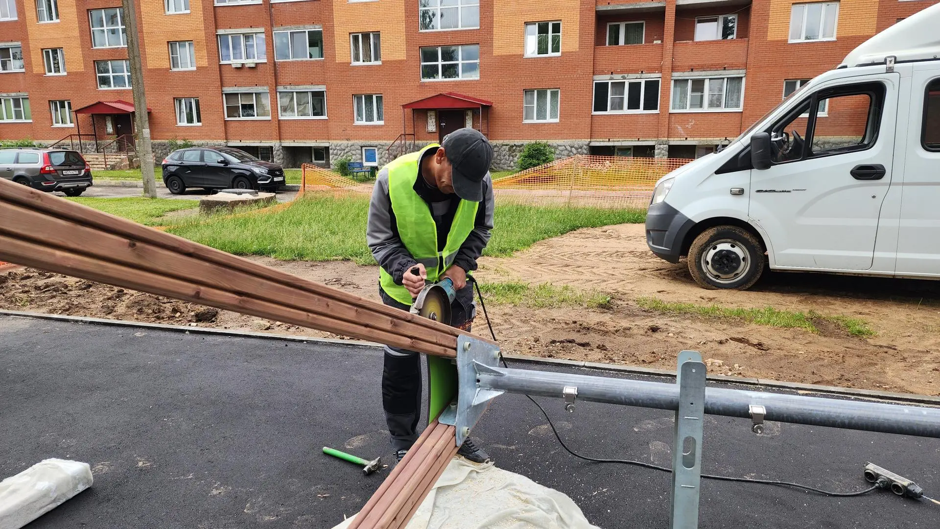 В микрорайоне Внуковский продолжается комплексное благоустройство территории

Здесь появятся новые п