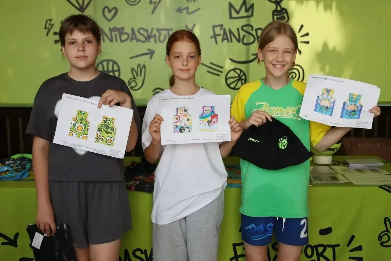 Массалитина Дарья заняла 🥈место в конкурсе эскизов формы от Фанспорт на Всероссийском фестивале Мин