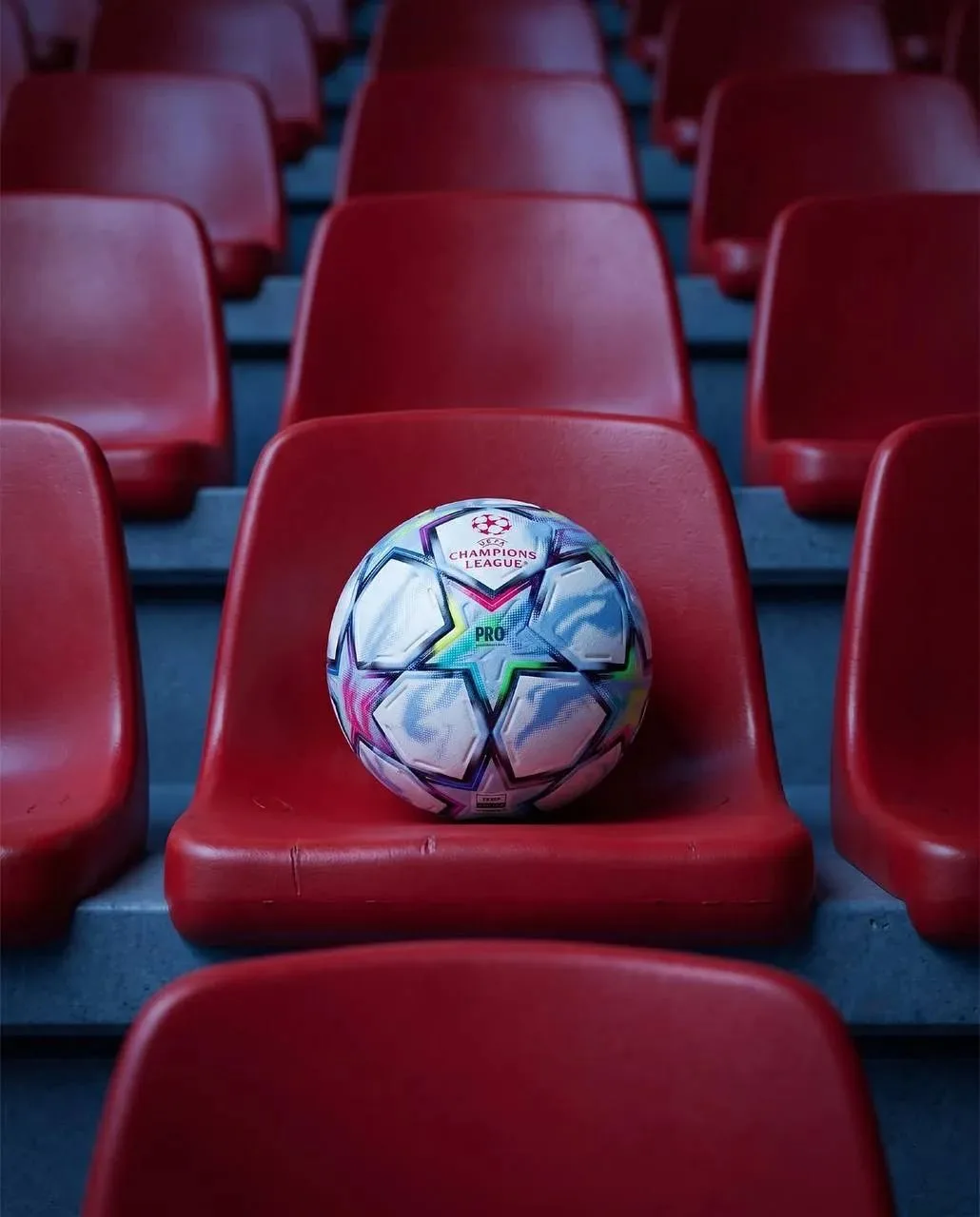 ⚽⭐ ОФИЦИАЛЬНО - НОВЫЙ МЯЧ ЛИГИ ЧЕМПИОНОВ!