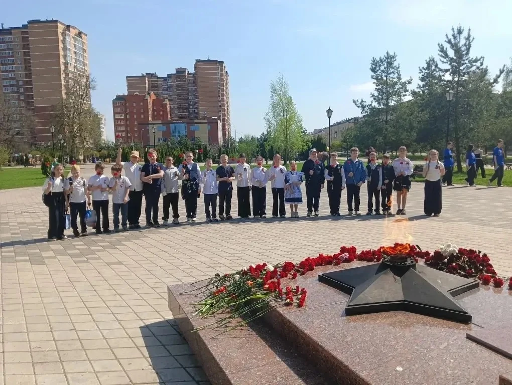 В рамках «Марафона Победы» патриотическая акция «Я помню!» Корпус 1, на улице Чехова д. 8
