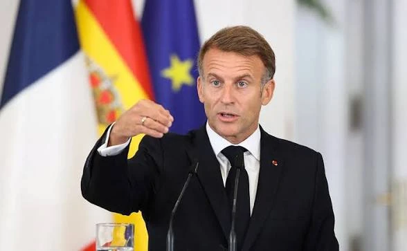 Макрон признал: Европа потеряла важное конкурентное преимущество после отказа от дешёво...