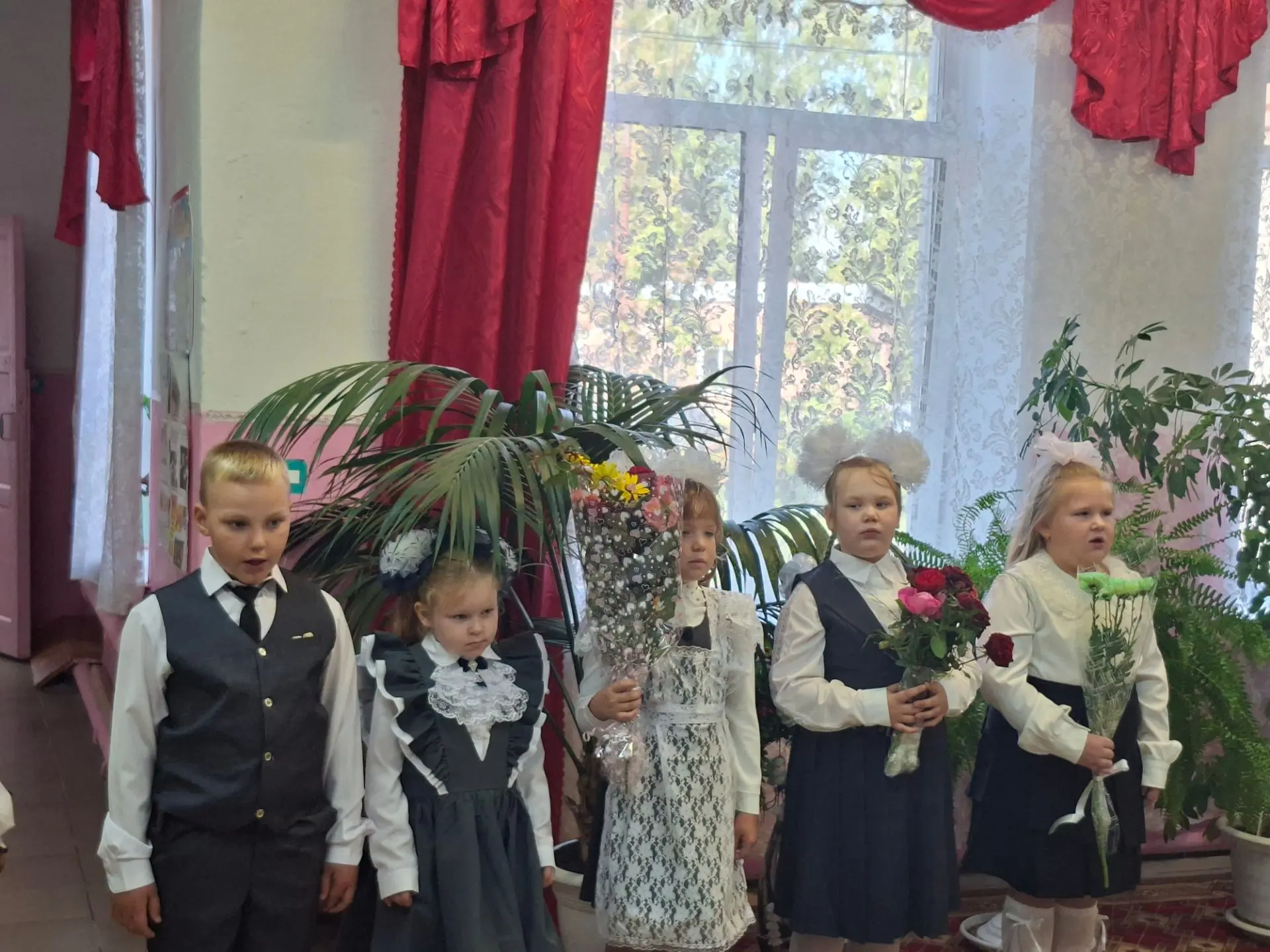 🔔С Днем знаний, школа! Праздник, объединивший поколения