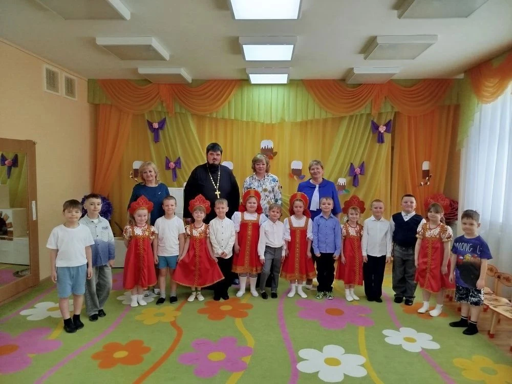 Сегодня наш детский сад наполнился радостью и весенним настроением, ведь мы отметили од...