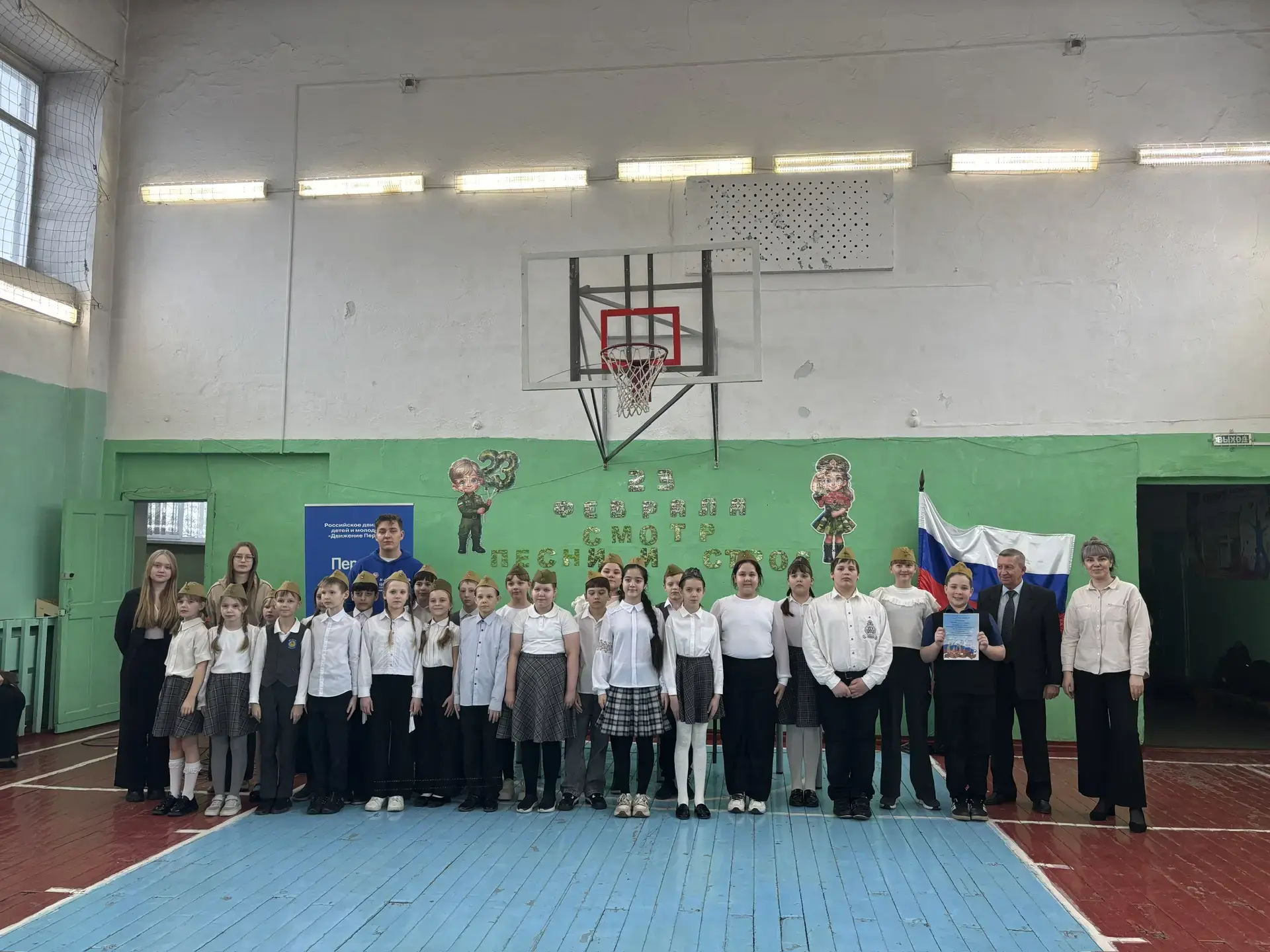 🌟 В нашей школе прошел второй день конкурса смотра и песни 2026! 🎶👏 17февраля   учащиеся 4-х и 6-х к