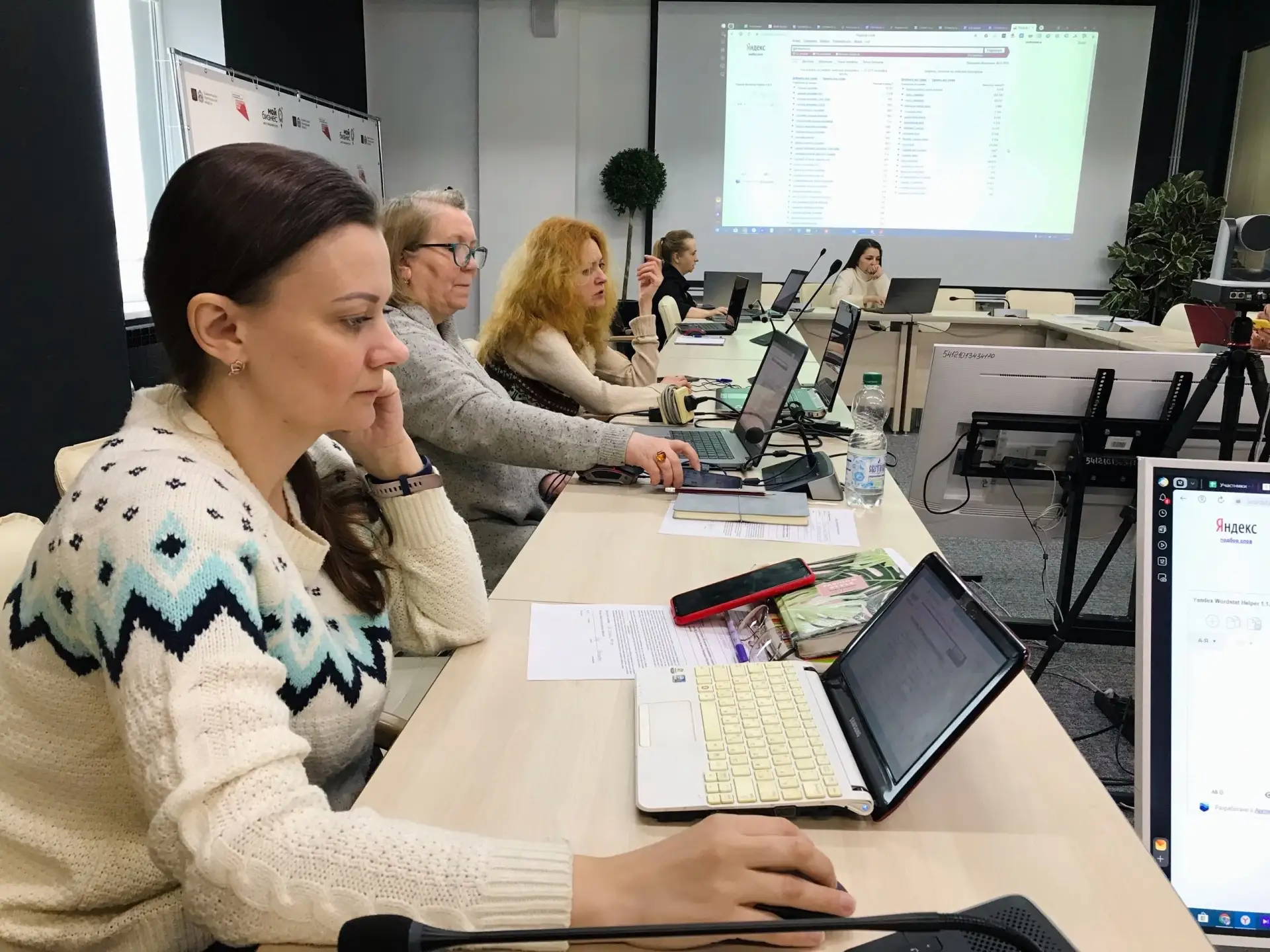До 350 тысяч на открытие своего бизнеса: как соцконтракт помогает новгородцам