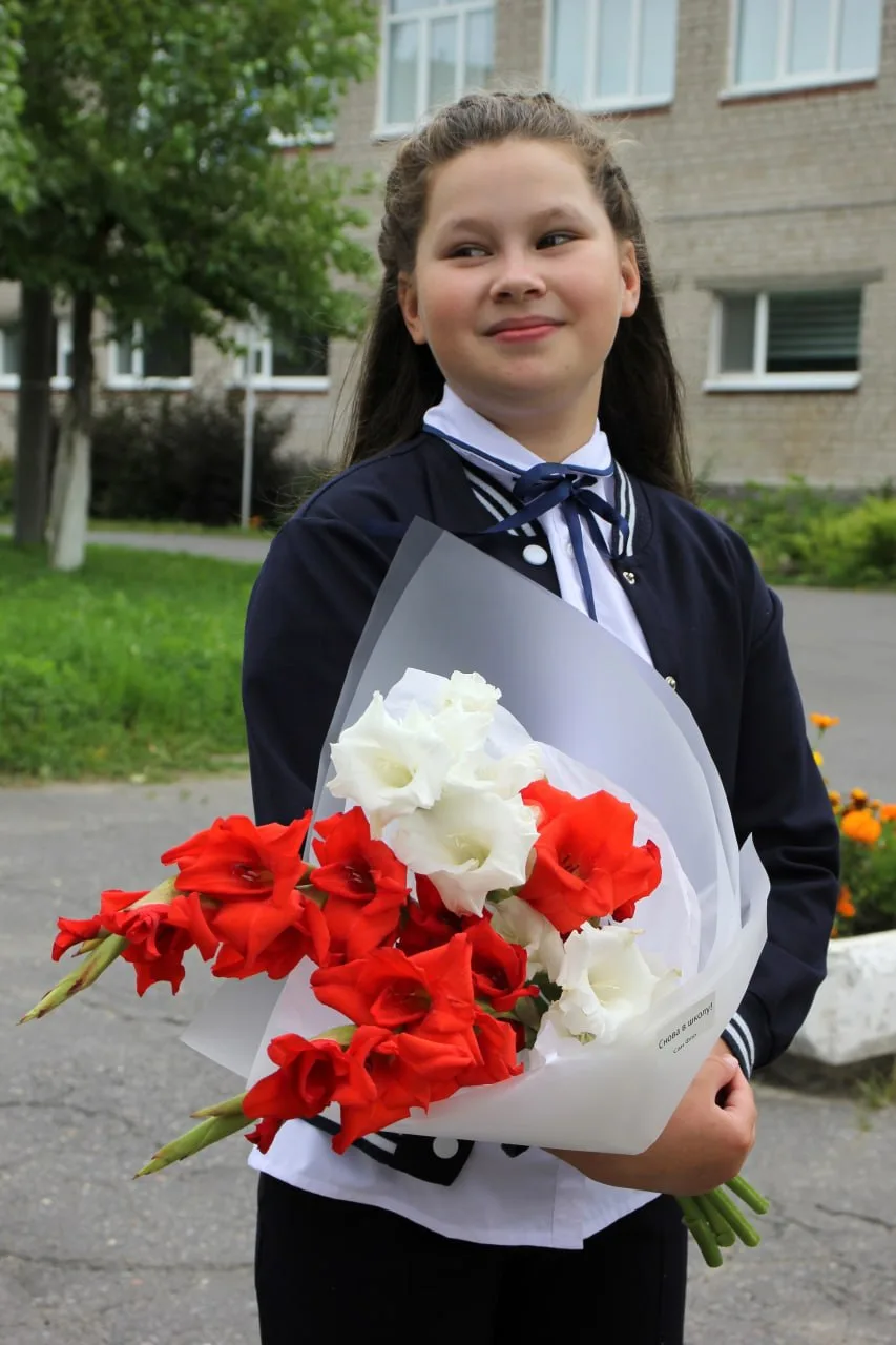 📚🔔 Самое время заказать букет к 1 сентября!