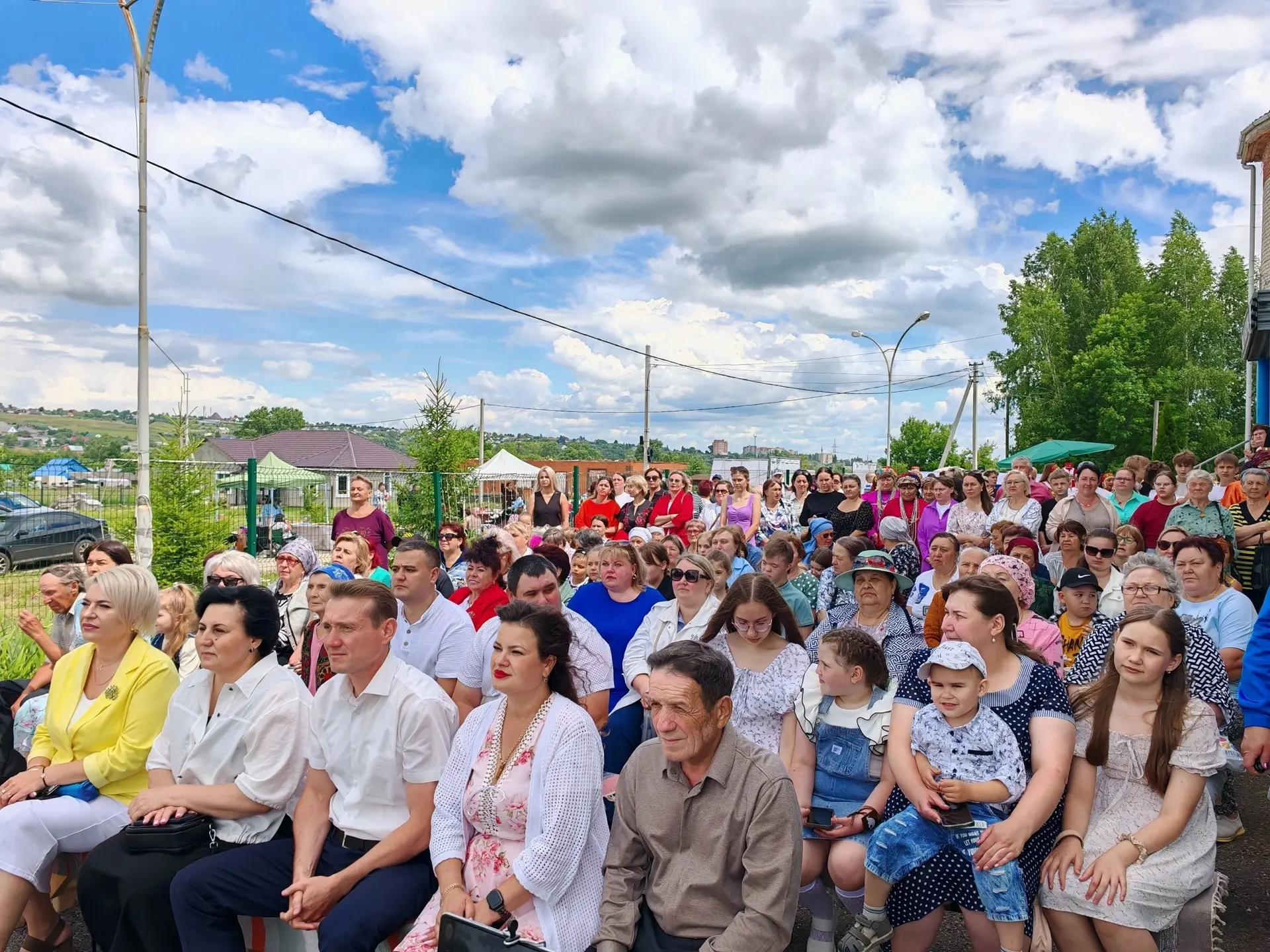 В Тат-Пишлинском клубе прошел традиционный праздник трёх культур: русской, мордовской и татарской. 
