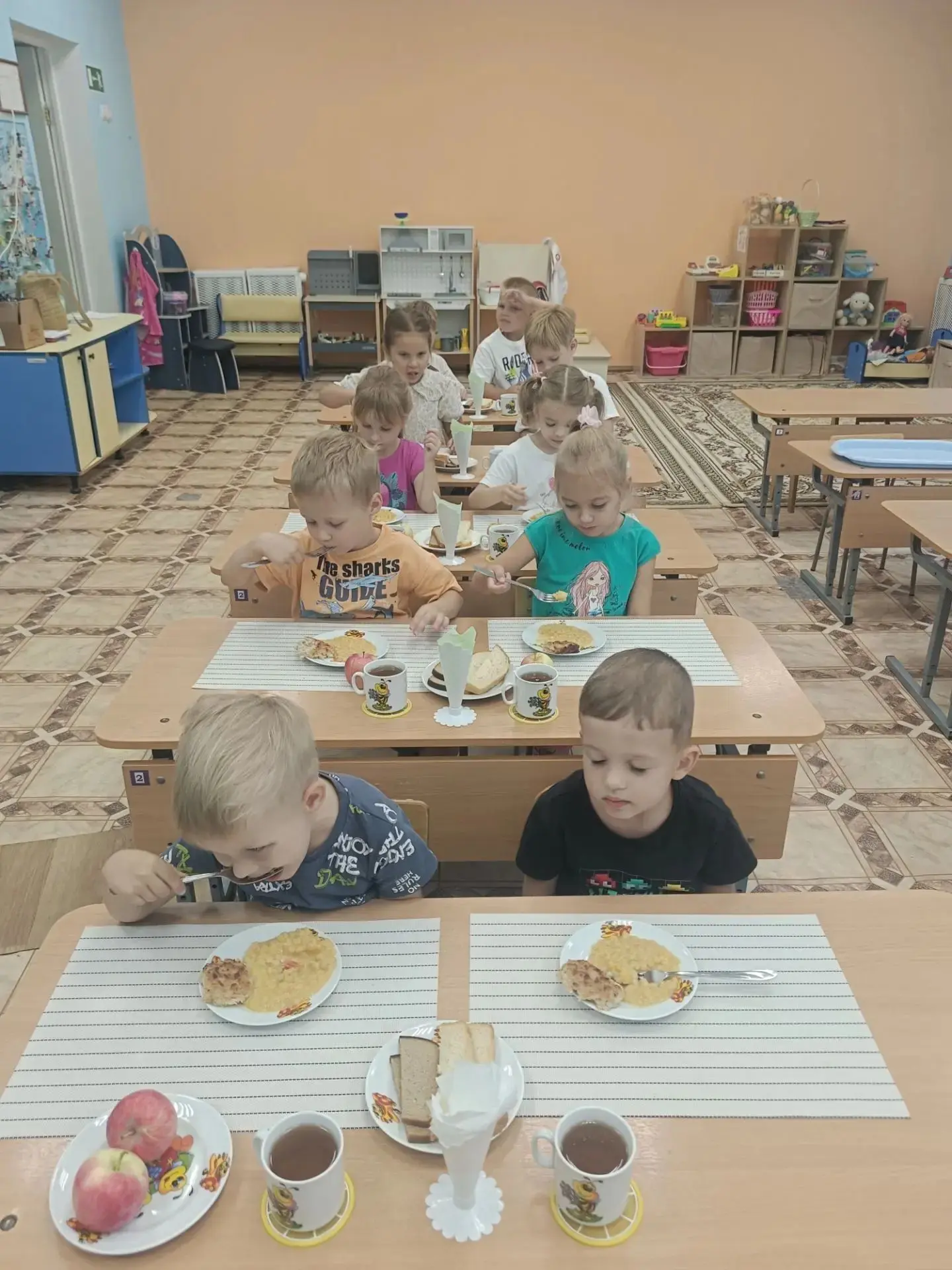 Питание воспитанников 27.08.2026