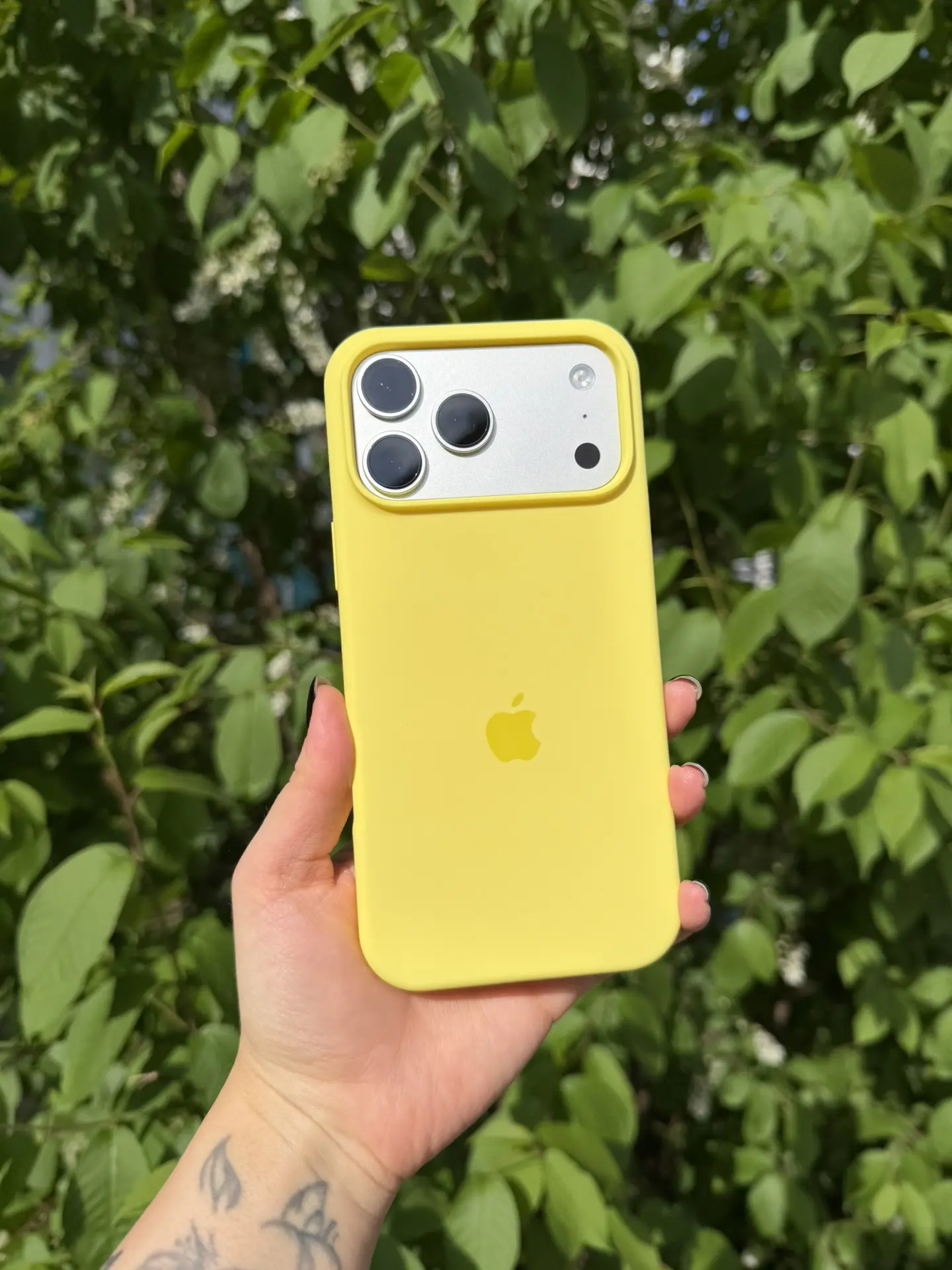 💥 Ликвидация ярких чехлов на iPhone 17