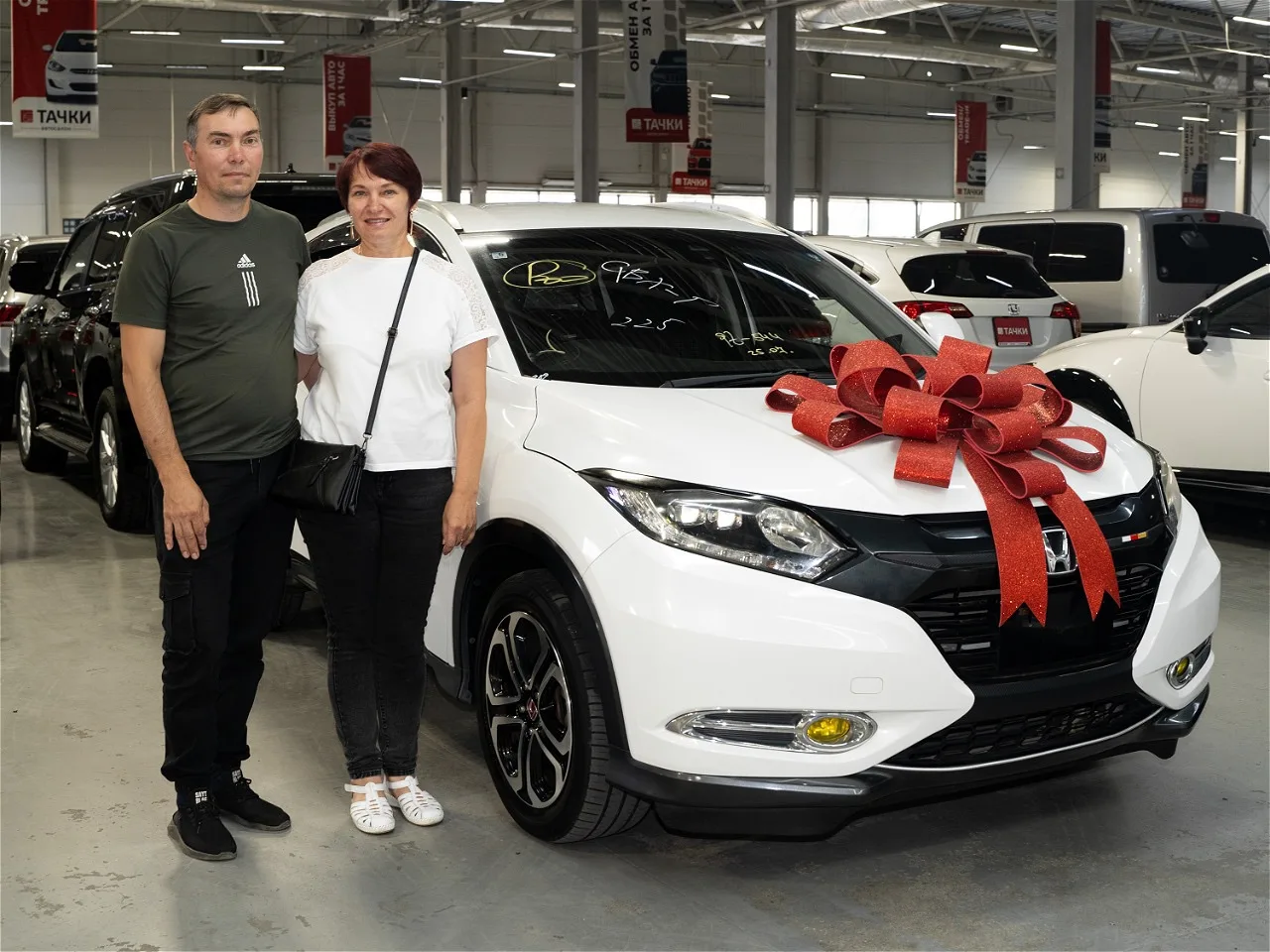 ОКСАНА, ПОЗДРАВЛЯЕМ С ПОЛУЧЕНИЕМ HONDA VEZEL!