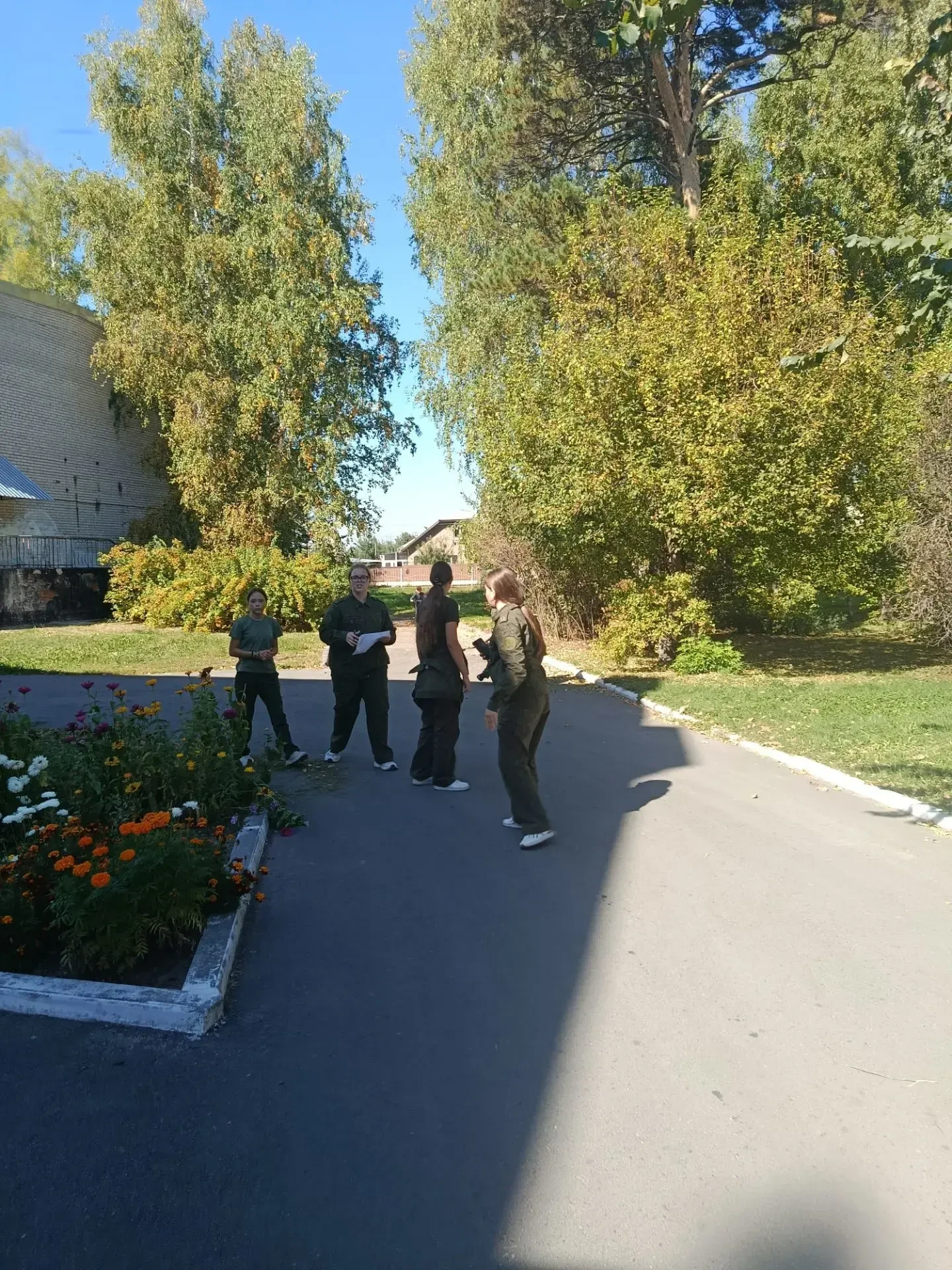 ❗️❗️❗️🇷🇺 Сегодня 10.09.2026 г на уроке "Я-ты-он-она, вместе целая страна" учащиеся 5А...