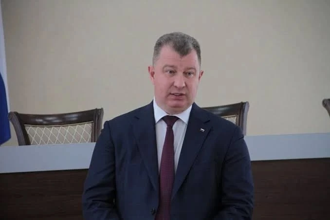 Сизикову назначили арест по делу о взятке