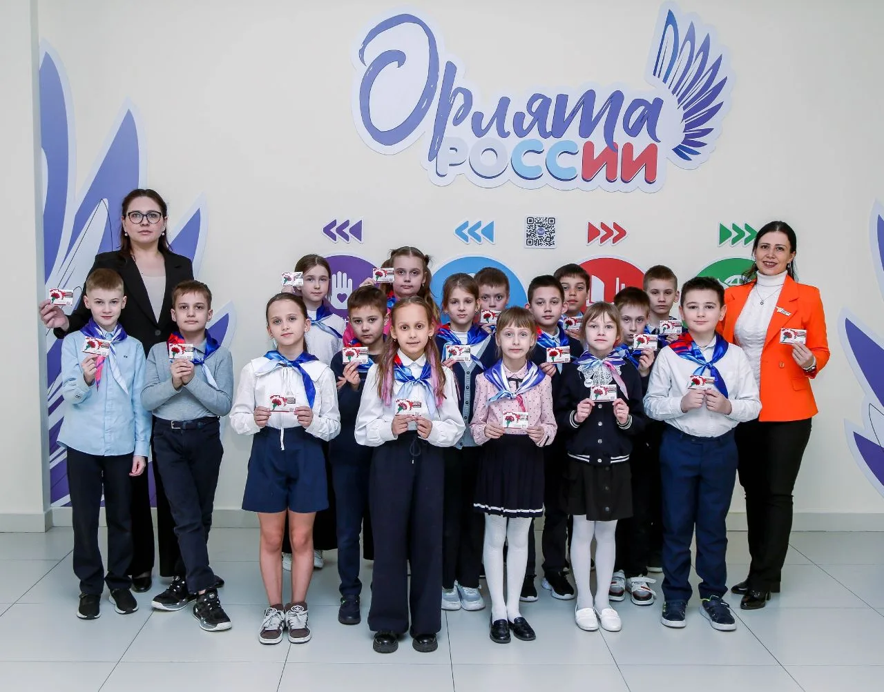 ❤️ Орлята России из «Алгоритма Успеха» зажгли искру памяти!  🌹 В преддверии Дня Победы более 500 уче