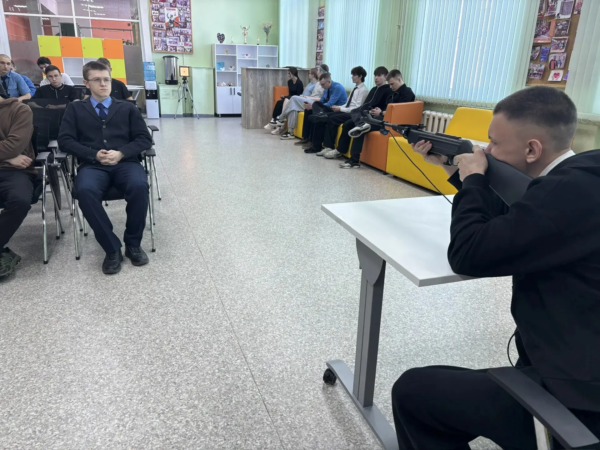 🏆 Прошли соревнования по стрельбе из электронного оружия, среди лицеистов и студентов СПО и ФВО БАмИ