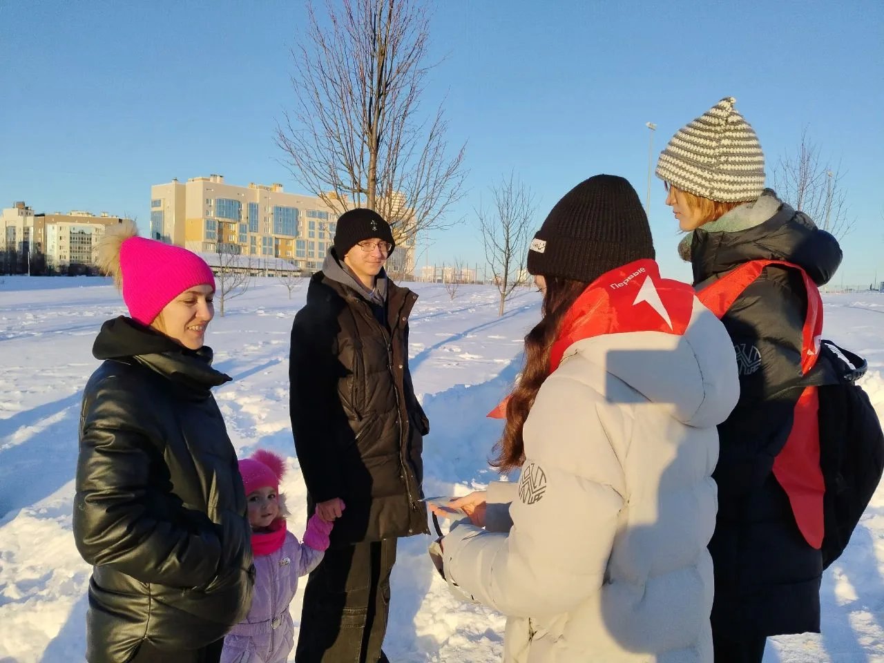 💡 Стань заметнее в темноте.   В условиях, когда уличное освещение не всегда исправно, светоотражающи