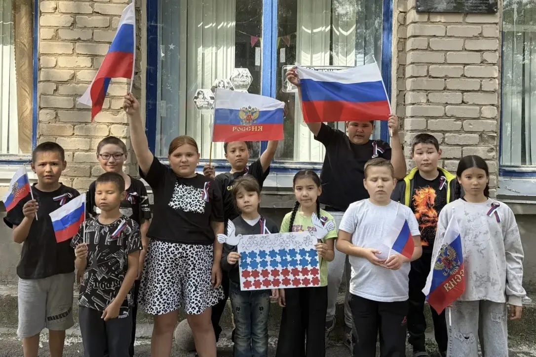 🇷🇺 День России в «Малышке»: день про символы, команду и гордость за страну

🇷🇺Девятый день в лаг
