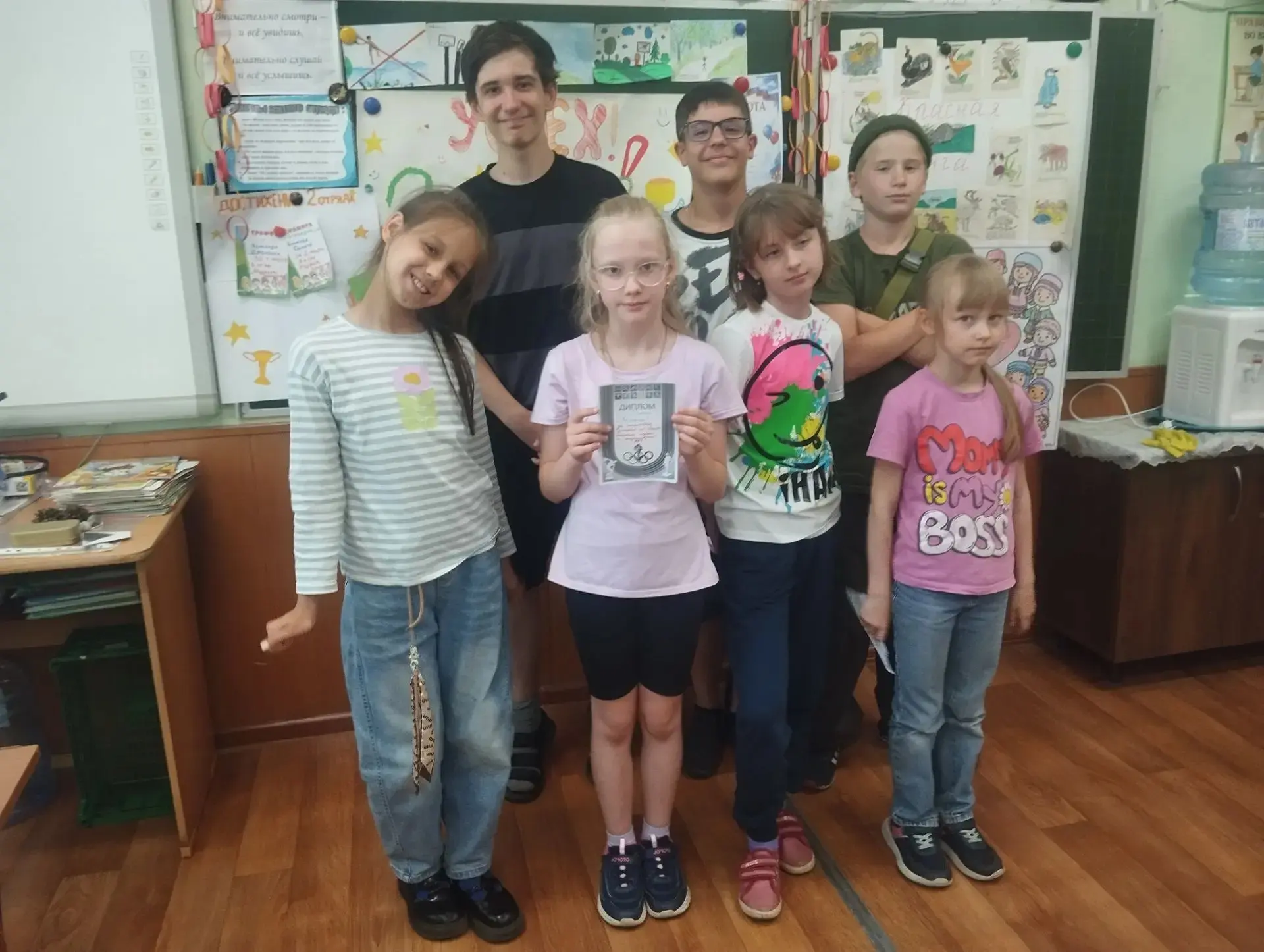 В звёздный час спорта и знаний!

Во втором отряде сегодня гремел настоящий олимпийский бум! Здесь пр