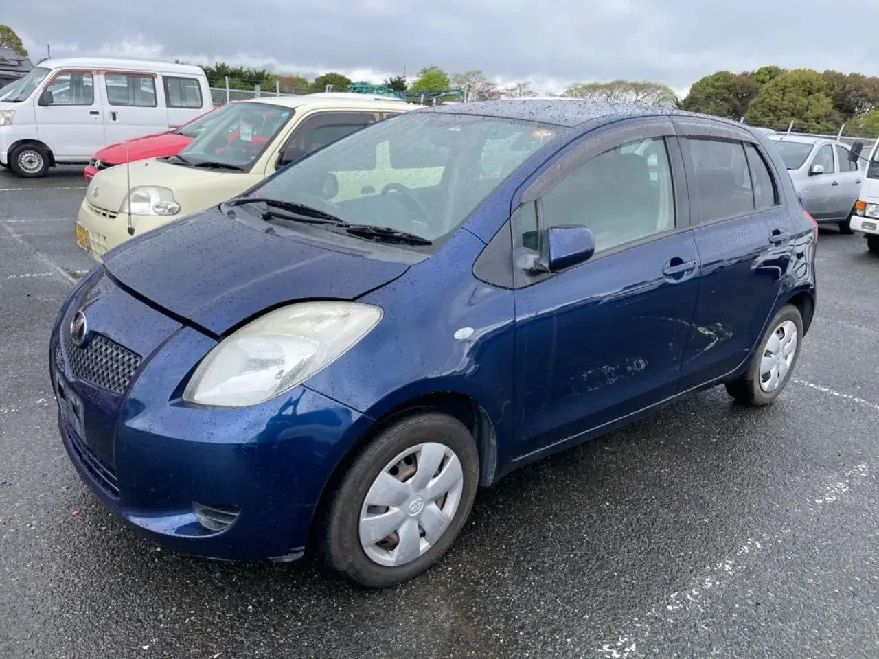 🚘 TOYOTA Vitz DBA-KSP90
⚙️ Модель двигателя 1KRFE
📌 Год выпуска 2005
🛣️ Пробег 73,683km
🛻 АКПП, 