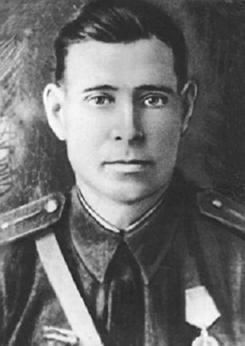 Селищев Василий Петрович родился 14 марта 1915 года в селе Сухая Вязовка, Красноармейск...