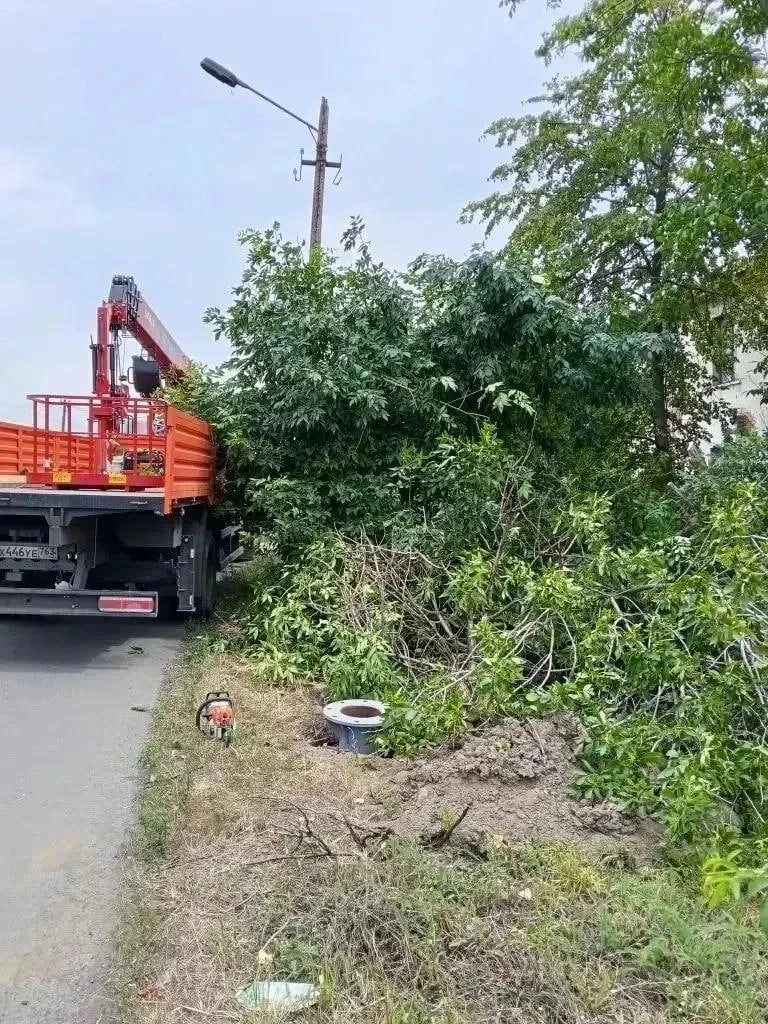 Самарцы восстанавливают освещение на улице Терешковой в Снежном.

Специалисты региона-шефа выполнил 