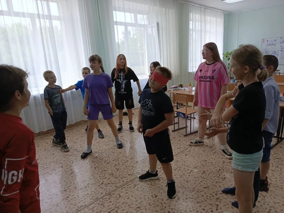 16 июня в пришкольном лагере «Луч» выдался по-настоящему яркий день. И дело не только в погоде за ок