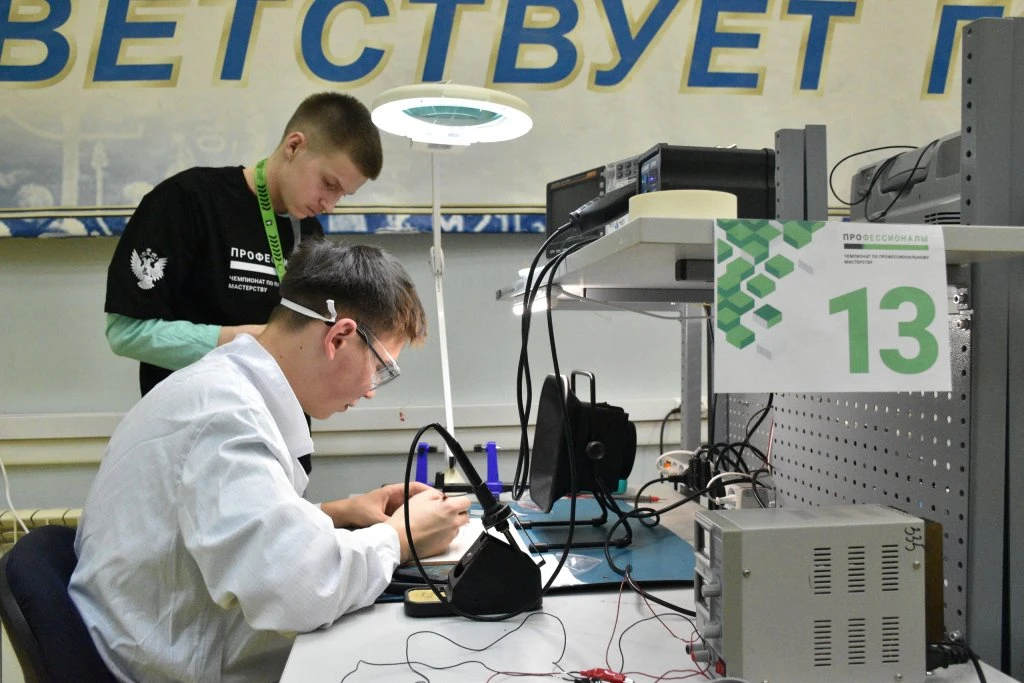 ⚡️Бронза на чемпионате «Профессионалы» — у студента из Марий Эл!  Команда Республики Марий Эл вернул