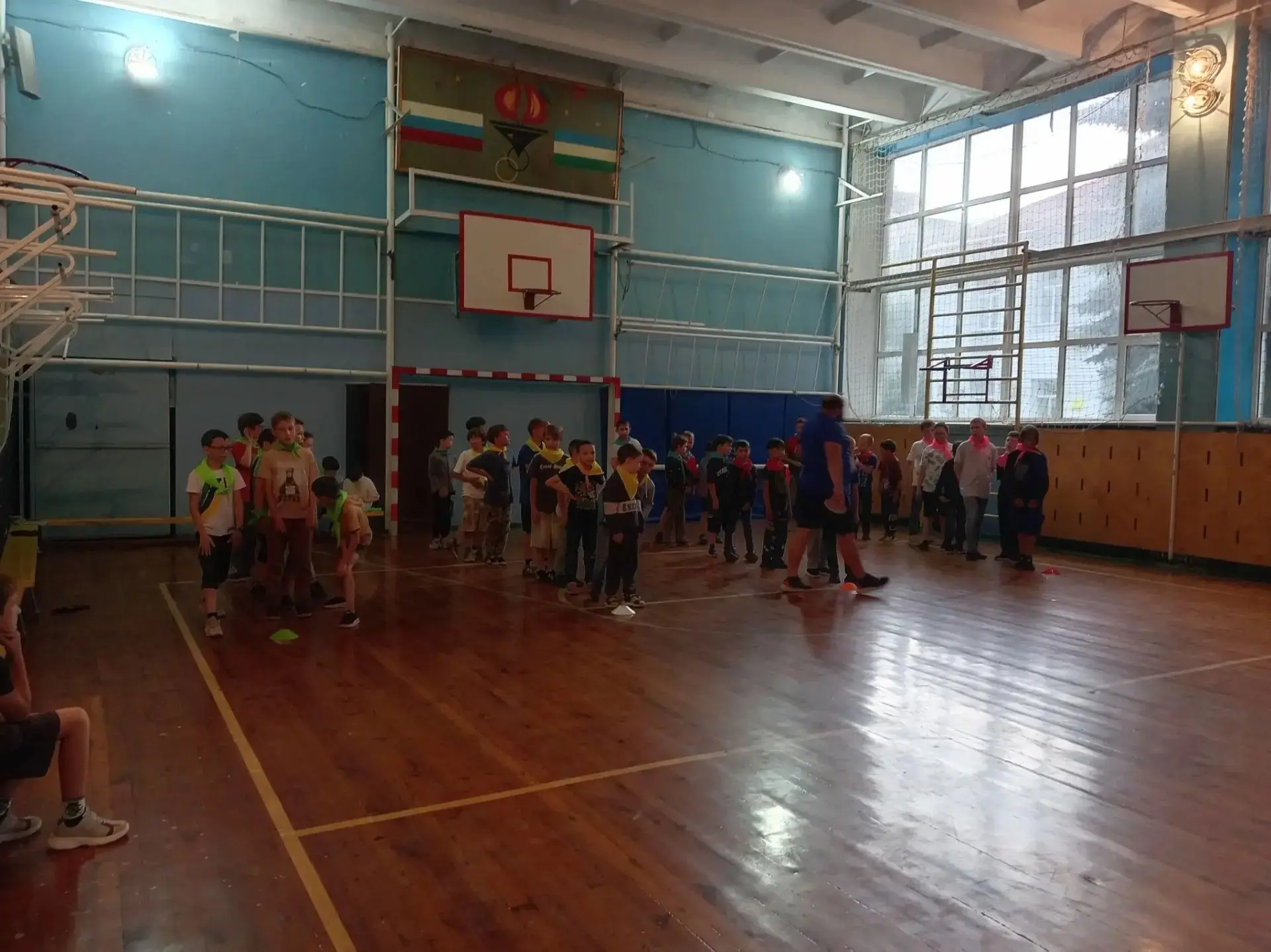 Футбол — это больше, чем просто игра! ⚽️🏃‍♂️

В нашем школьном лагере прошел мастер-класс по футбол