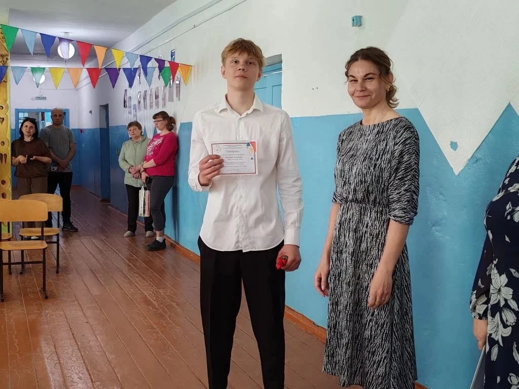 📌📌📌Линейка по итогам учебного года прошла в МБОУ "Белогривская СОШ.
Успеваемость за год, участие 