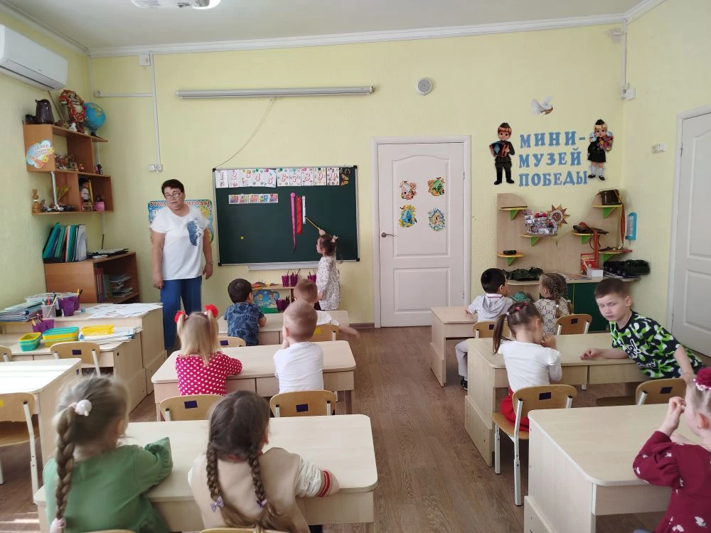🌟 Математический триумф в группе «Звёздочка»! 🌟

Сегодня у наших ребят прошло итоговое занятие по 