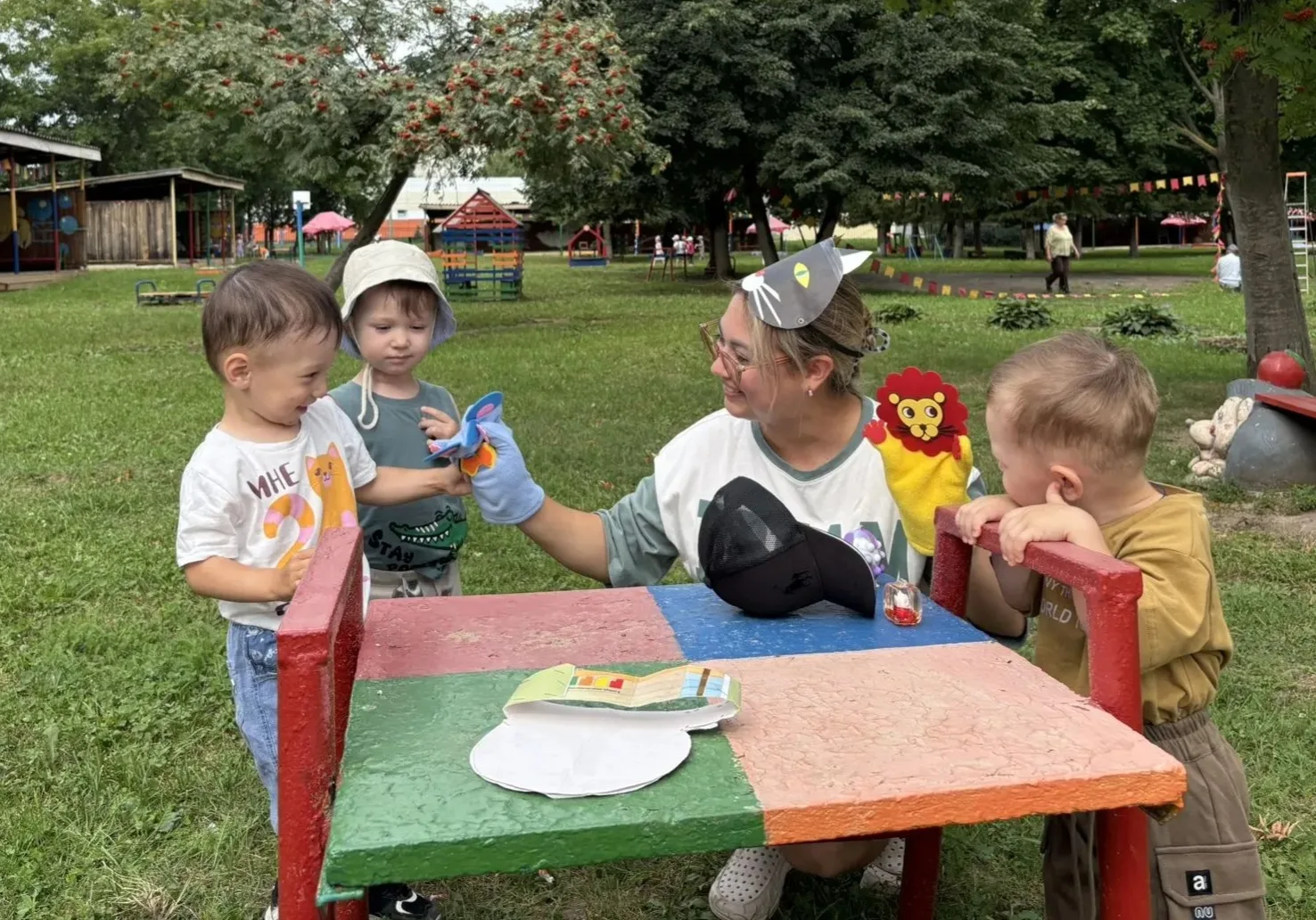 " Первые шаги в садик- адаптация с улыбкой".

👫 Самый тяжёлый период в детском саду – это адаптация