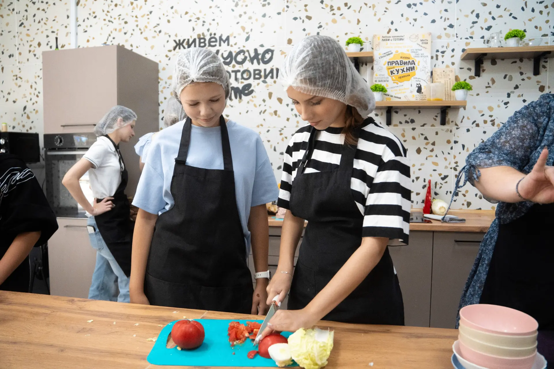 🎯 Профильные направления на треке «Сила Сибири»

На смене работают несколько профильных направлений